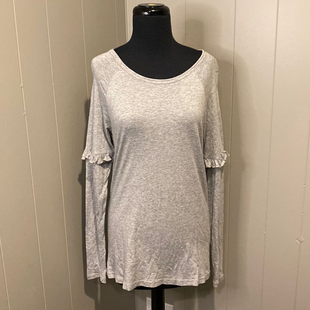 Sundance Medium Long Sleeve Shirt Ruffles on Sleeve Crewneck
